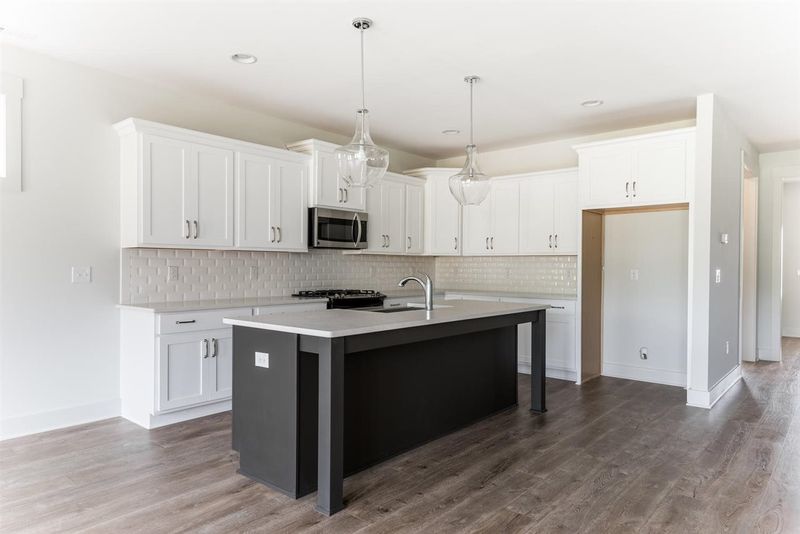 100 Breyla Way #1, Holly Springs, NC 27540