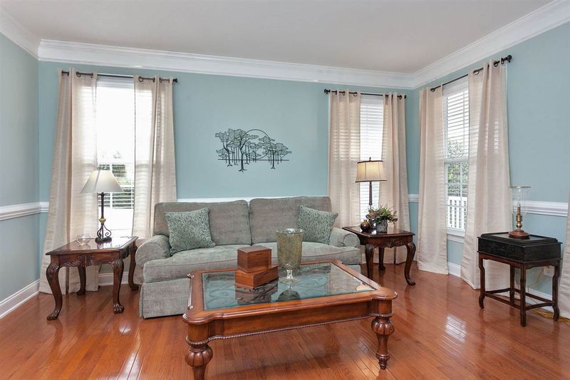 100 Bright Shade Ct, Holly Springs, NC 27540