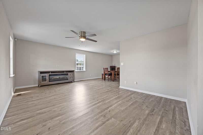 100 Bruces Ln, Dunn, NC 28334