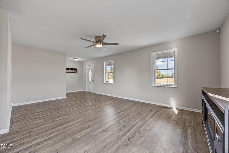 100 Bruces Ln, Dunn, NC 28334