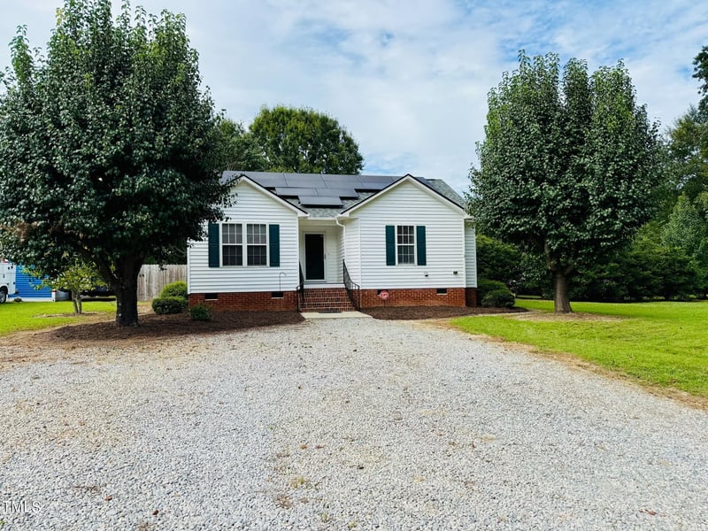100 Bryant Dr, Smithfield, NC 27577