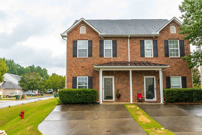 100 Buchanan Ln, Clayton, NC 27527