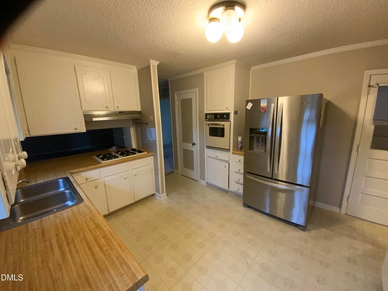 100 C St, Erwin, NC 28339