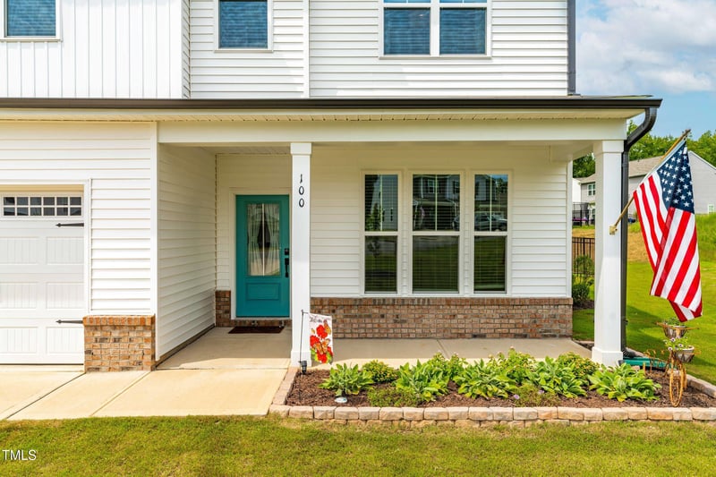 100 Capanne Ct, Clayton, NC 27527