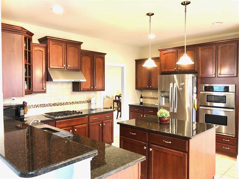 100 Carolina Sky Pl, Cary, NC 27519