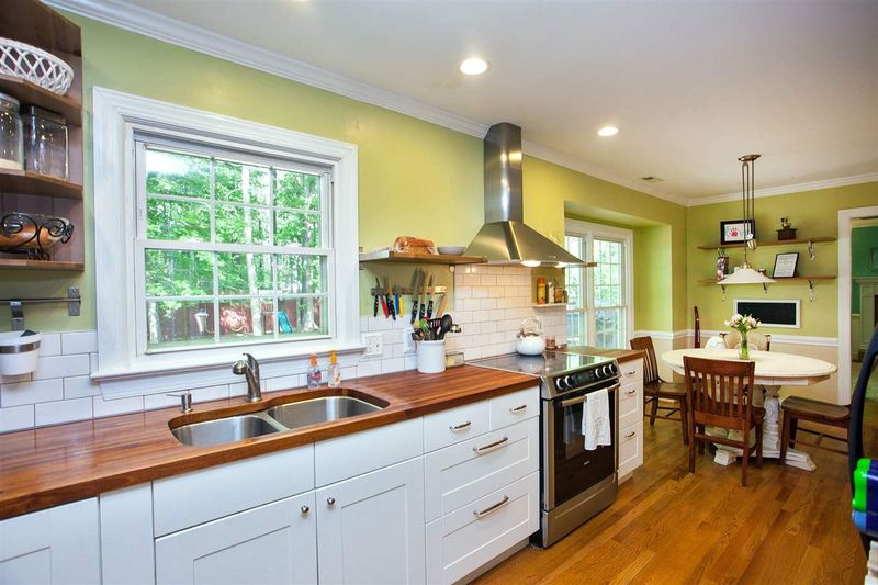 100 Cavendish Dr, Cary, NC 27513