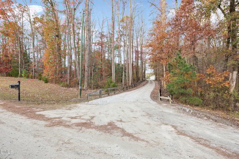 100 Cedarwood Dr, Louisburg, NC 27549