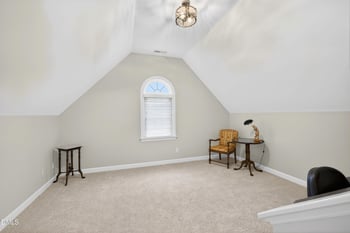 100 Chadmore Dr, Cary, NC 27518