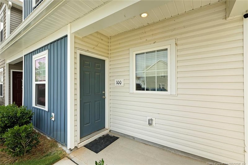 100 Chandler Ct, Sanford, NC 27330