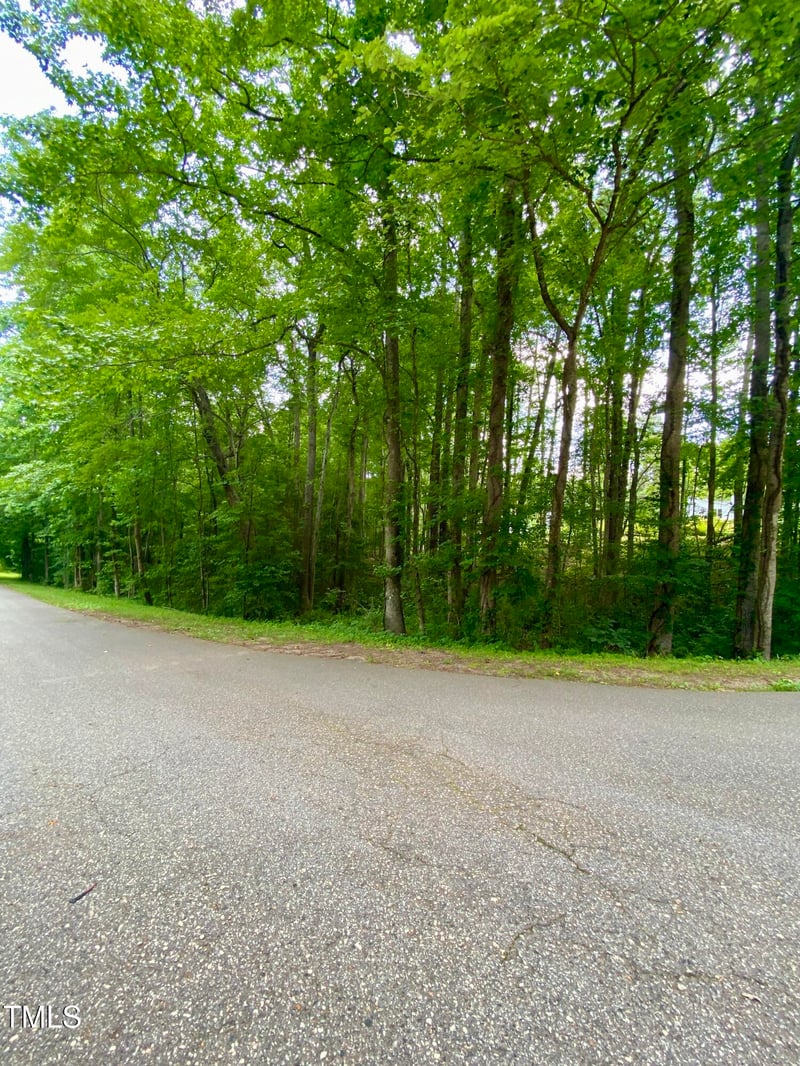 100 Cherokee Dr, Louisburg, NC 27549