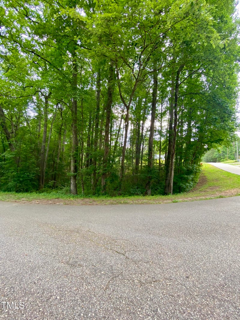 100 Cherokee Dr, Louisburg, NC 27549