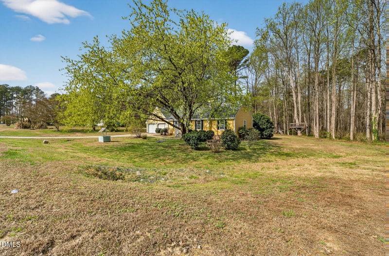 100 Cherrylaurel Dr, Youngsville, NC 27596