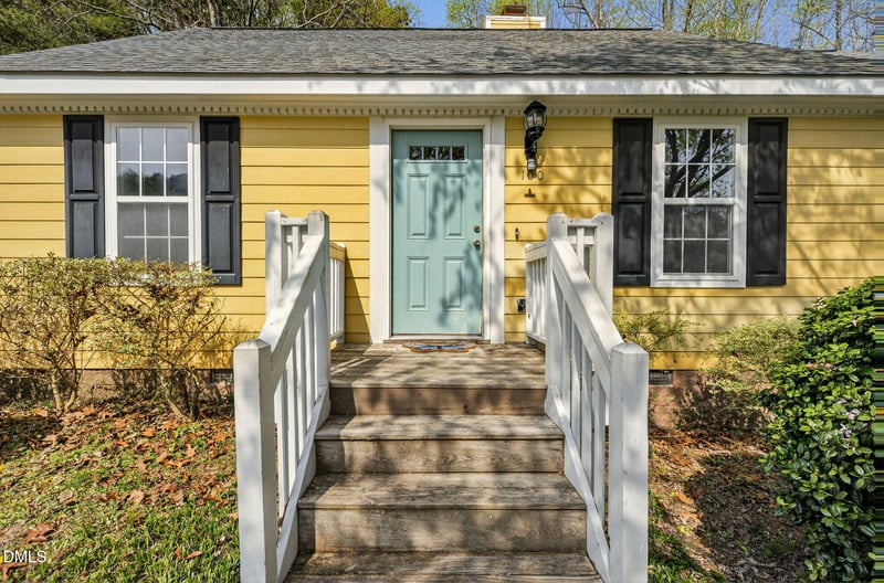 100 Cherrylaurel Dr, Youngsville, NC 27596