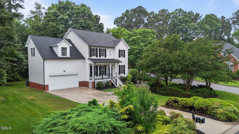 100 Citrus Pl, Cary, NC 27519