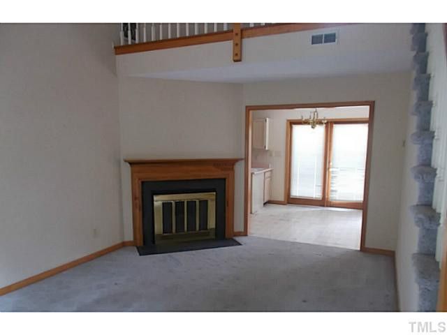 100 Colchester Ct, Chapel Hill, NC 27517