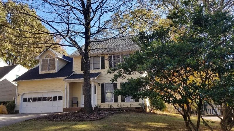 100 Colora Ct, Cary, NC 27513