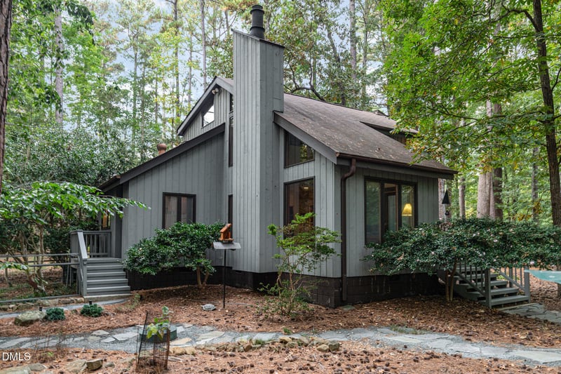 100 Crabapple Ln, Chapel Hill, NC 27514