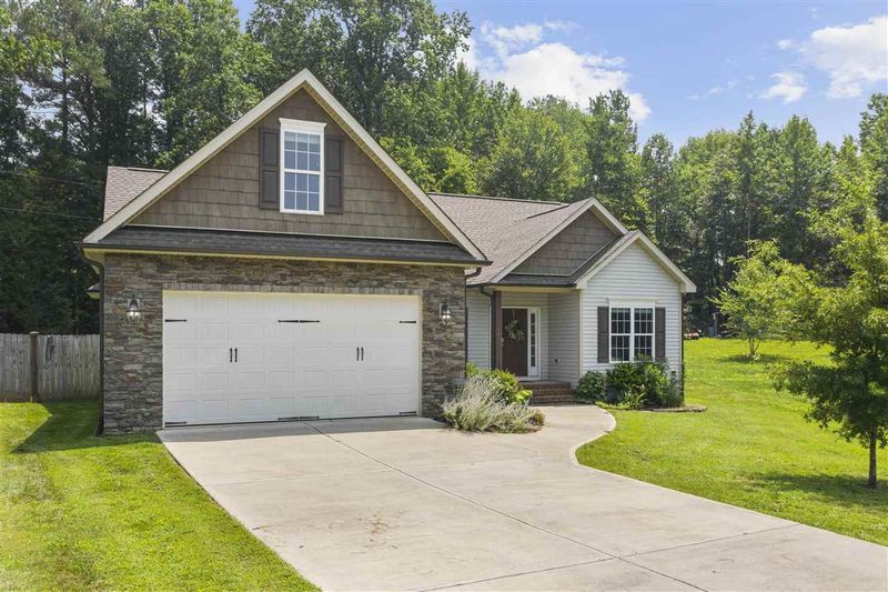 100 Cullen Ct, Franklinton, NC 27525