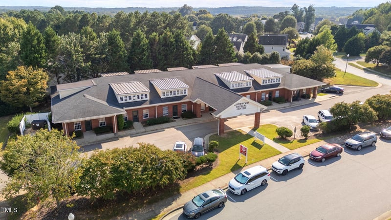 100 Cunningham Ln, Clayton, NC 27527