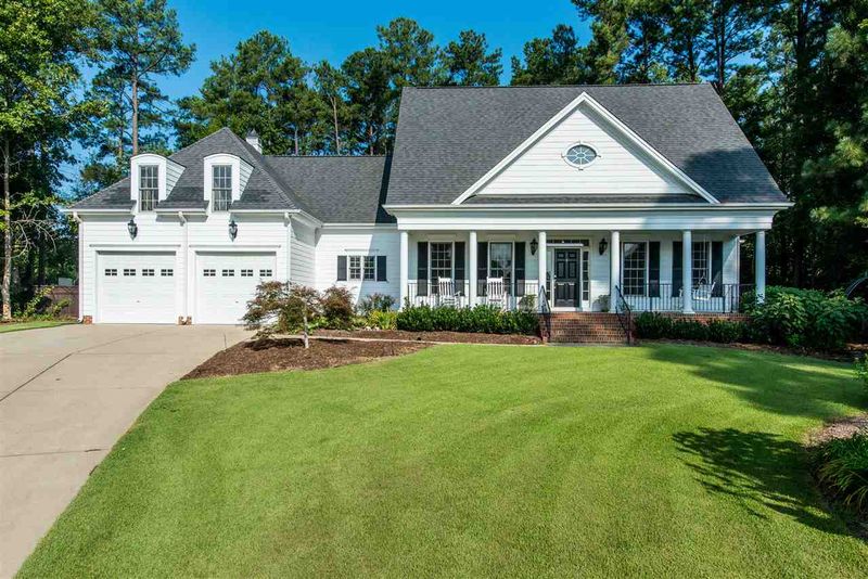 100 Danagher Ct, Holly Springs, NC 27540