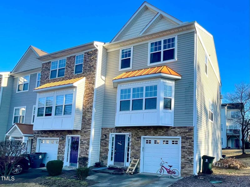 100 Darley Dale Loop, Apex, NC 27502