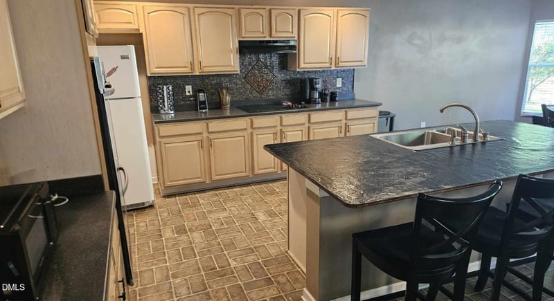 100 Dockrail Ct, Garner, NC 27529