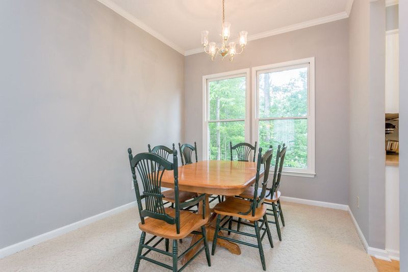 100 Dutton Ct, Cary, NC 27513