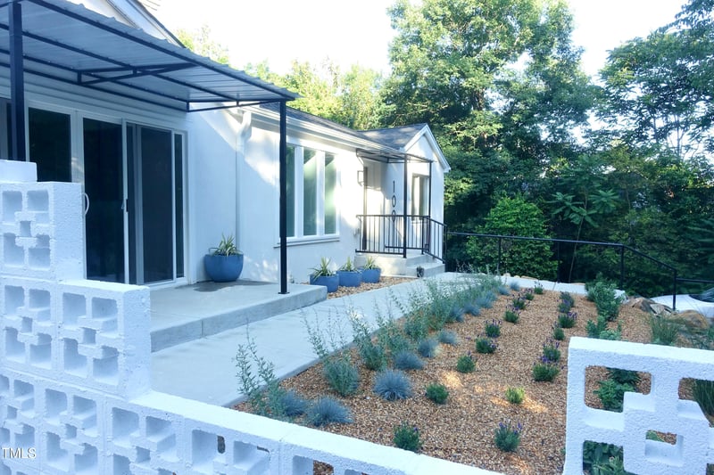 100 Eastwood Lake Rd, Chapel Hill, NC 27514