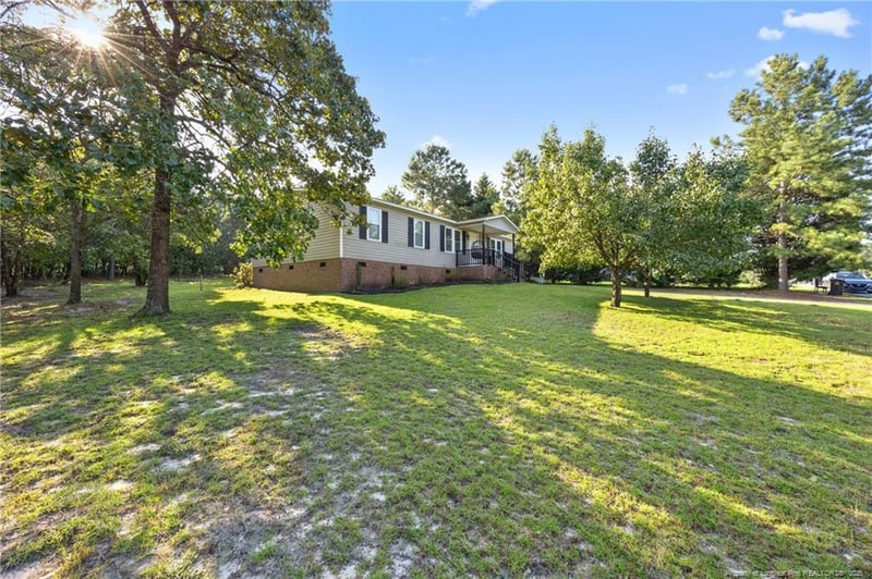100 Eisler Dr, Lillington, NC 27546