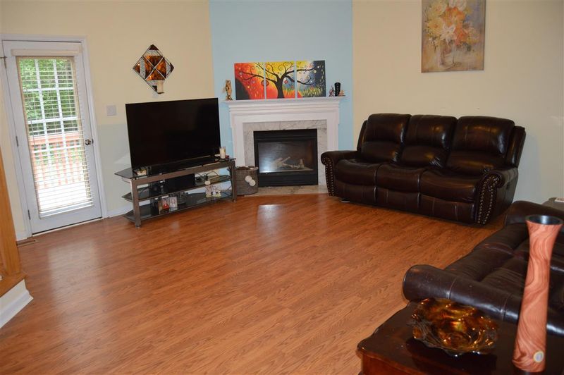 100 Evan Ct, Clayton, NC 27520
