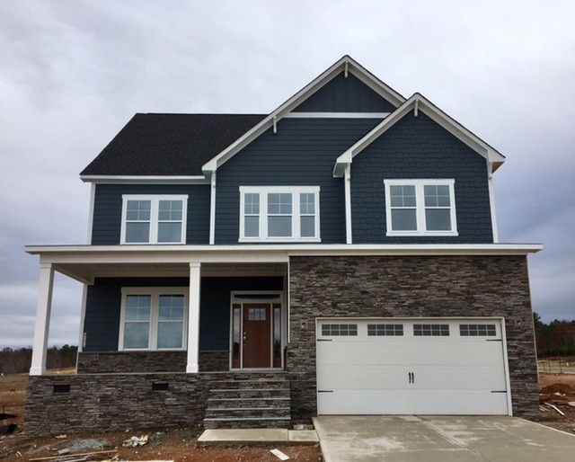 100 Evans Crest Ln, Holly Springs, NC 27540