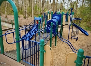 100 Ferncroft Ct, Cary, NC 27519