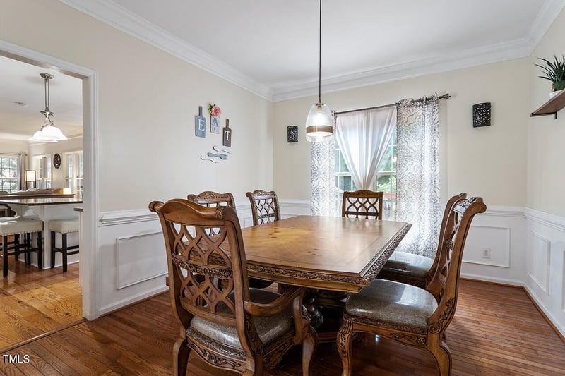 100 Forest Run Pl, Cary, NC 27518