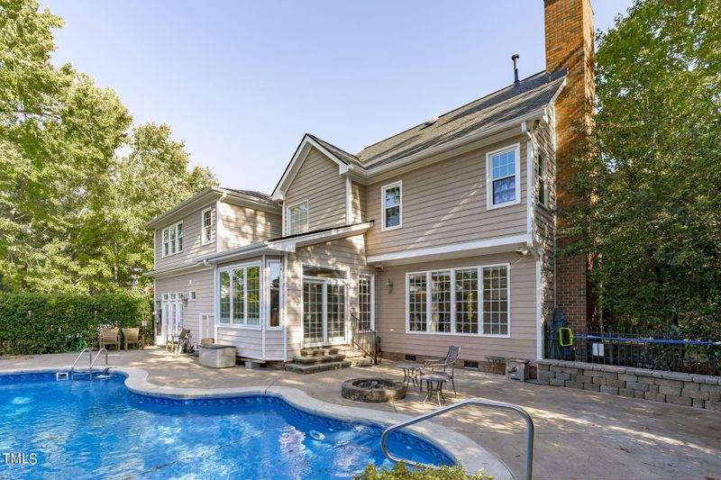 100 Franklin Chase Ct, Cary, NC 27518