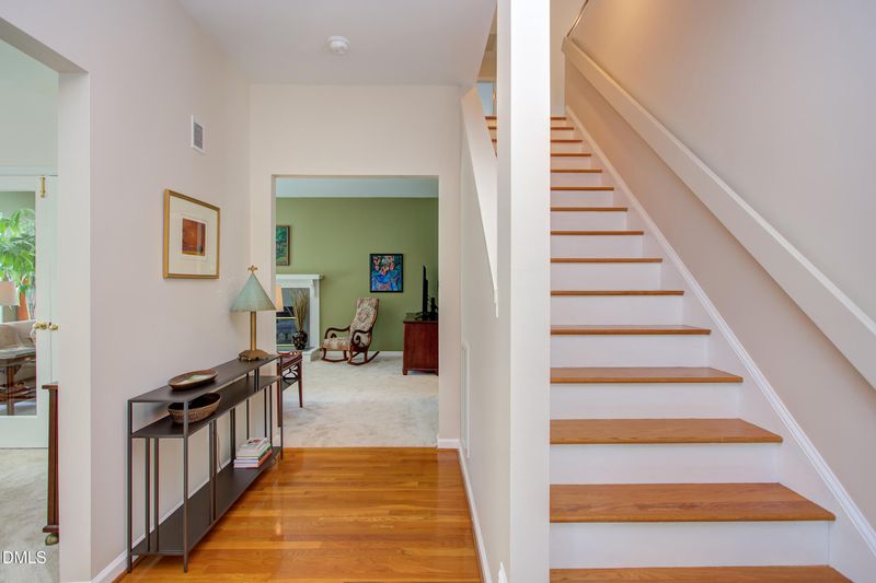 100 Glenview Pl, Chapel Hill, NC 27514