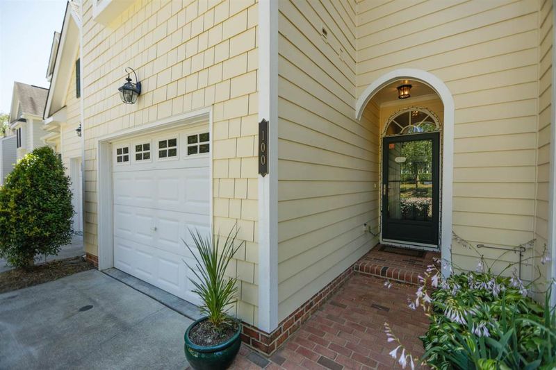 100 Grapevine Trl, Durham, NC 27707