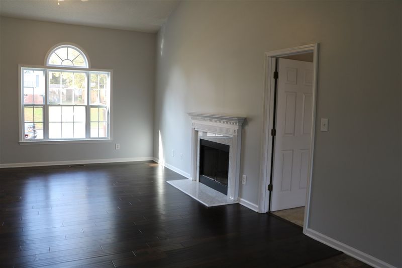 100 Grassy Rio Ln, Garner, NC 27529