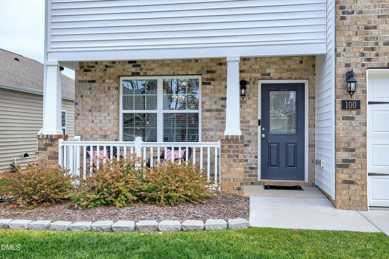 100 Great White Way, Clayton, NC 27527