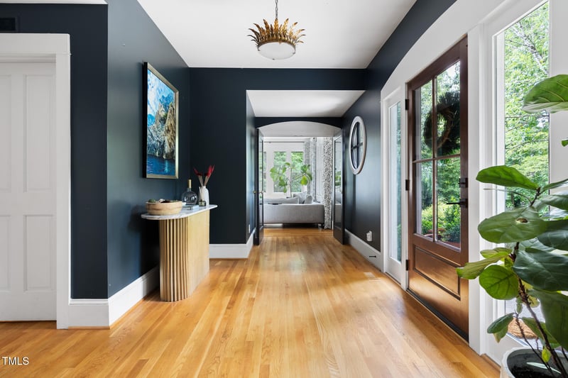 100 Greenwood Ln, Chapel Hill, NC 27517