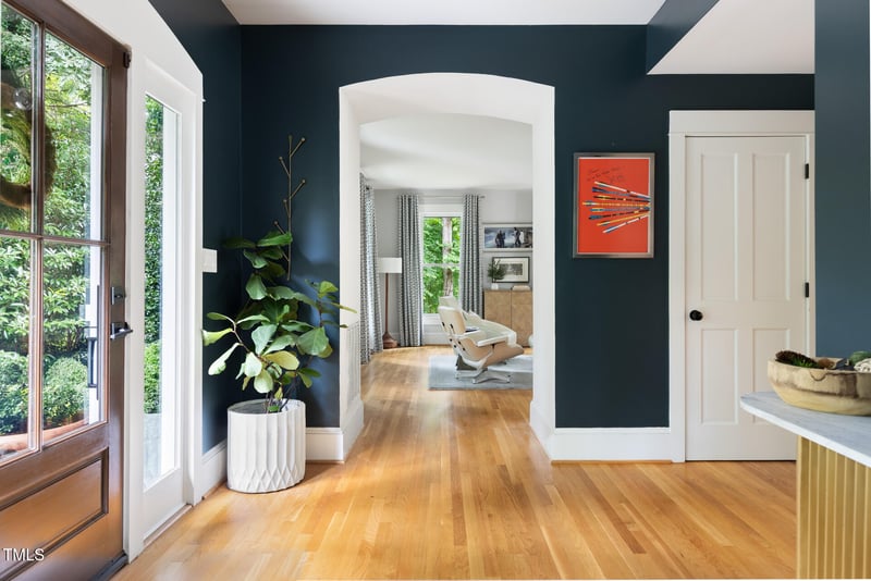 100 Greenwood Ln, Chapel Hill, NC 27517