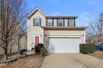 100 Henson Pl, Apex, NC 27502