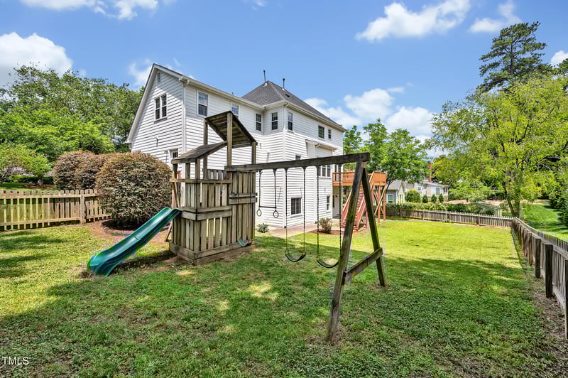 100 Highfield Ave, Cary, NC 27519
