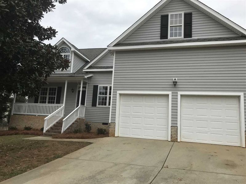 100 Highland Springs Ln, Holly Springs, NC 27540