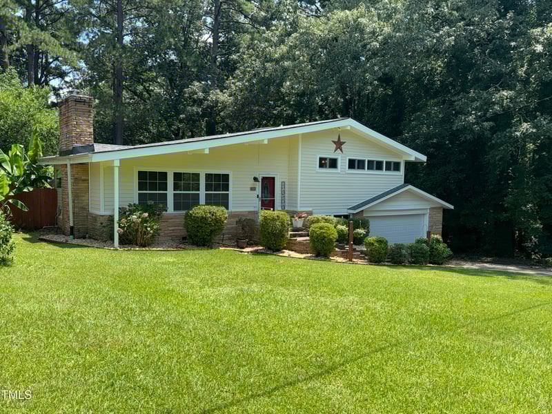 100 Hillcrest Dr, Smithfield, NC 27577