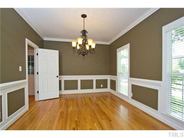 100 Hollycliff Ln, Cary, NC 27518
