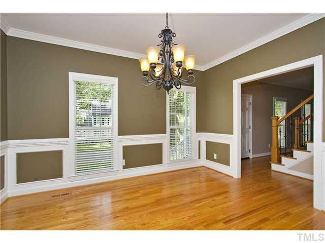 100 Hollycliff Ln, Cary, NC 27518