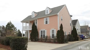 100 Honeybee Tc, Clayton, NC 27520