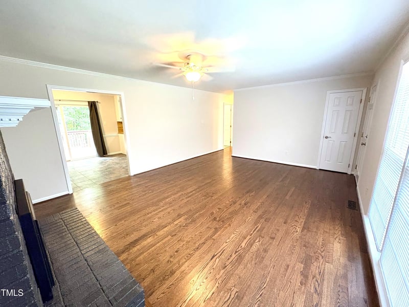 100 Honeysuckle Ln, Cary, NC 27513