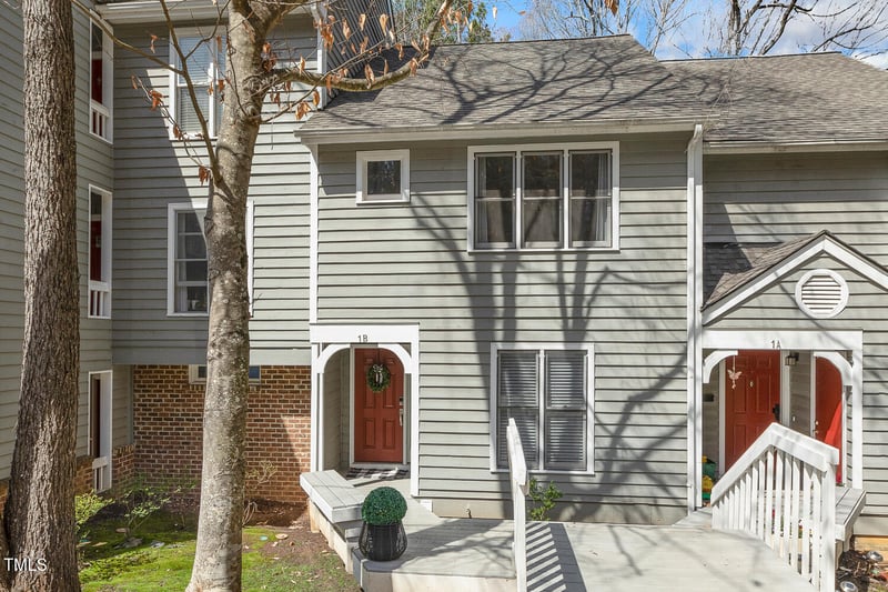 100 Hunting Chase #1-B, Cary, NC 27513