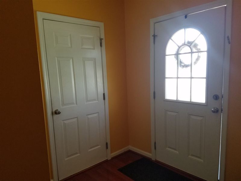 100 Hutson Ln, Clayton, NC 27527